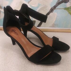 Women's Black Suede Heels